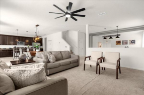 5 Bedrooms- 5 Bathrooms- Crystal Cove 1042Td